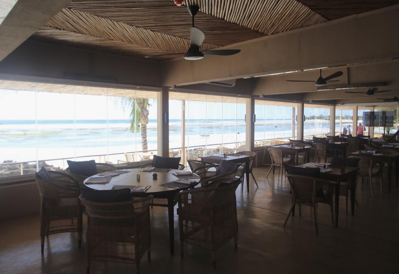 Kirimizi Hotel & Restaurante Pemba Exterior photo