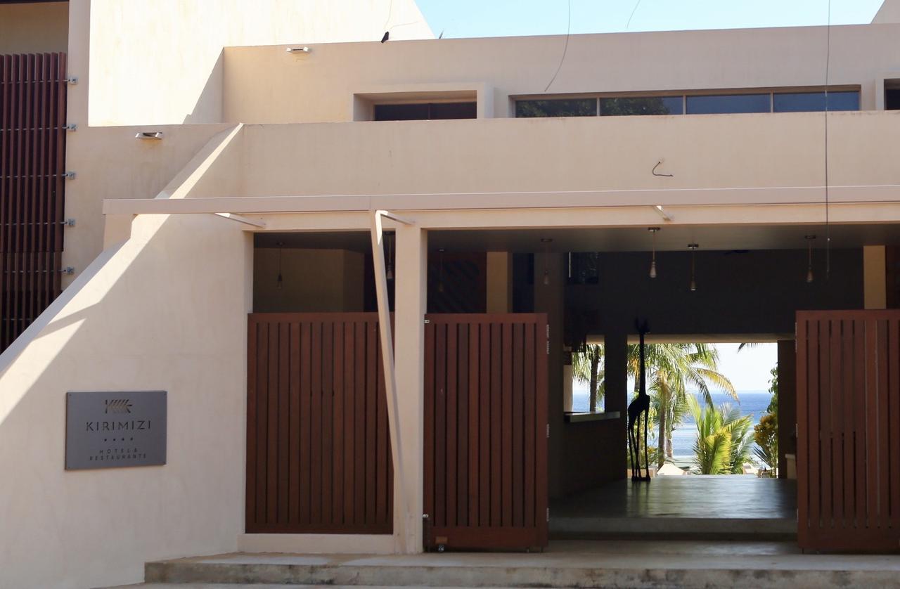 Kirimizi Hotel & Restaurante Pemba Exterior photo