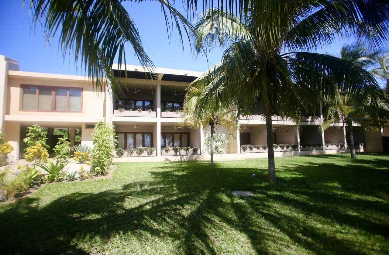 Kirimizi Hotel & Restaurante Pemba Exterior photo